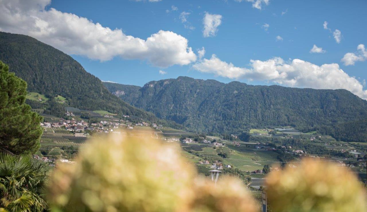 Hotel Eichenhof Tirolo Exteriör bild